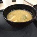 松屋 - お味噌汁。