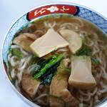 中村製麺所 - "平打饂飩（ひらうちうんどん）"を"狐温飩（×けつねうろん、〇きつねうどん）"に