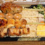 Honkaku Yakitori Daimi U Hete - 温焼鳥弁当