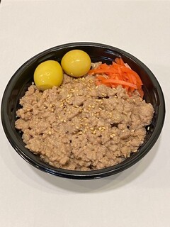 麺や でこ - 【持帰り】復活そぼろ丼