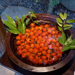 花仙庵 仙仁温泉 岩の湯 - 入浴の前後には、氷水で冷やされたプチトマト。これは頂くしかありません