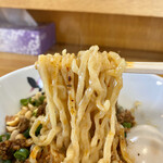 麺屋 しん蔵 - 麺がちぢれ麺に変わってました