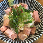 荒町商店中華そば ふじやま - 〆の肉飯250えん
