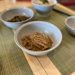 柚木元 - 山ウドのきんぴら