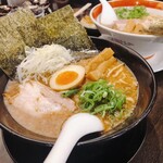 節骨麺 たいぞう - 料理写真: