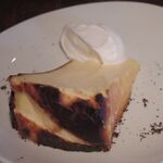 シクスバイオリエンタルホテル - バスクチーズケーキ