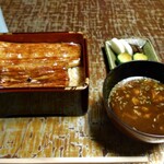明神下 神田川 本店 - うな重と赤だし