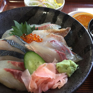 伊良湖岬周辺でおすすめのグルメ情報をご紹介 食べログ 伊良湖岬周辺でおすすめのグルメ情報をご紹介 食べログ