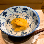 すし ふくづか - 馬糞雲丹～昆布出汁で 