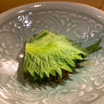 すし ふくづか - 蛍烏賊のなめろう～紫蘇に挟んで