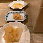 すし ふくづか - ガリ3種～生姜(甘)、生姜(辛)、林檎 