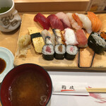 Sushi Masa - にぎり大盛 ￥1,000-