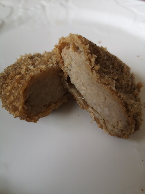 岩城肉店 - 藤田（コロッケ）の写真