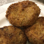 ろっかん - 水なすのフリットとふきのとうコロッケ