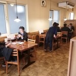 とんかつ石焼ステーキ石の家 - 腹っぺらしのサラリーマンの皆さん