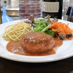 トリワイン ＰＩＫＯＳＨＨＨＵ - ハンバーグＳＥＴ