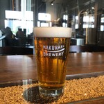 MAKUHARI BREWERY - ホップの苦味とモルト感のバランスが良く飲みやすいペールエール。