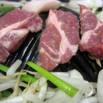 ジンギスカン楽太郎 - セットのラム肉