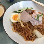 元祖 平壌冷麺屋 本店 - ピビン麺：大