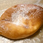 Panya Tokunosuke - クリームパン