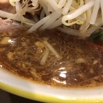 ラーメンイエロー - 【再訪】スープ