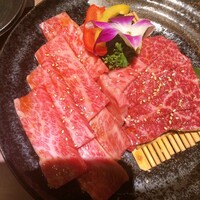 焼肉ダイニング MEGUMI 本店 - 