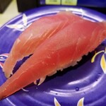 海鮮三崎港 - バチマグロ赤。