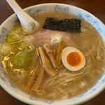 青竹手打ちラーメン 桐生宿 - 「さっぱり正油ラーメン（大盛り）」（693円＋143円）