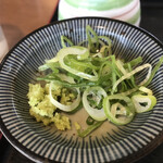 Yamauchi - 新鮮な青ネギと茎ワサビ
