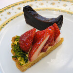 マノワール・ディノ - ワゴンサービス　7種類から何種類でも　フルーツタルト　ガトーショコラ