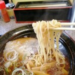 旭川ラーメン天山 - B級好きを実感するひと時です！