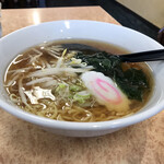 一番飯店 - 半ラーメン (醤油)