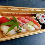 加わ畔 - 寿司弁当 (980円)