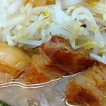 麺屋 にぼすけ - 角煮とスープ