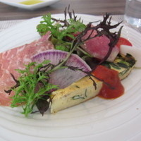 アルフォルトゥーナ - Antipasto 旬の野菜で飾った前菜の盛り合わせ