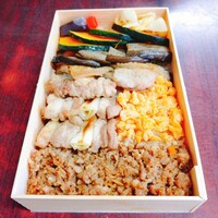中目黒 いぐち 本店 - 炭火焼鳥弁当