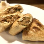 鳥里 - 納豆入りあげ焼き 300yen