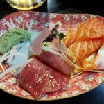 おふくろ - 鮪、サーモンなど