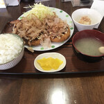 御食事処わんこいん - ジャンボメンコロ定食500円