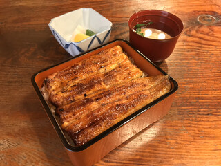 三島市のウナギは絶品 三島広小路駅周辺ほかウナギ店11選 食べログまとめ 三島市のウナギは絶品 三島広小路駅周辺ほかウナギ店11選 食べログまとめ