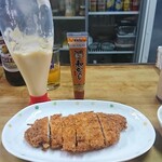 伊勢屋酒店 - とんかつ。