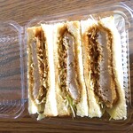 カツサンドイッチ専門店 サピド - カツサンドウィッチ　カレー　¥330