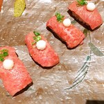 焼肉 スタミナ苑 - トモサンカクの肉寿司