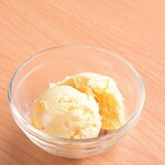 아이스크림 (바닐라)
