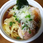 金町製麺 - 【テイクアウト】鶏清湯の追い節ワンタン麺