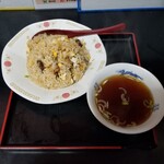 Chuuka ranran - なんこつチャーハンとスープ