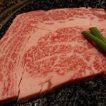 炭火焼肉屋台 たじま屋 - 特選ロ特選ロース(塩＋ワサビ)