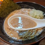 ラーメン長山 - トロサラなスープ