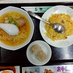 中国料理 山丁 - 炒飯定食・焼売付き