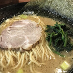 横浜家系ラーメン 鶴乃家 - 